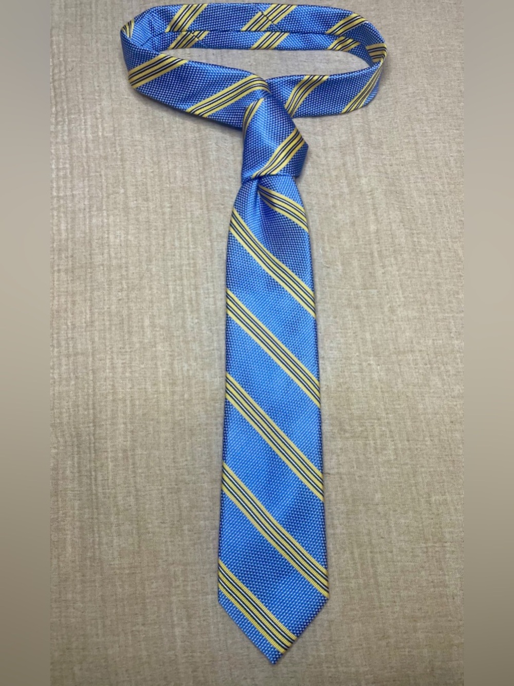 Pronto‎ Uomo Blue and Yellow Diagonal Stripe Silk Tie